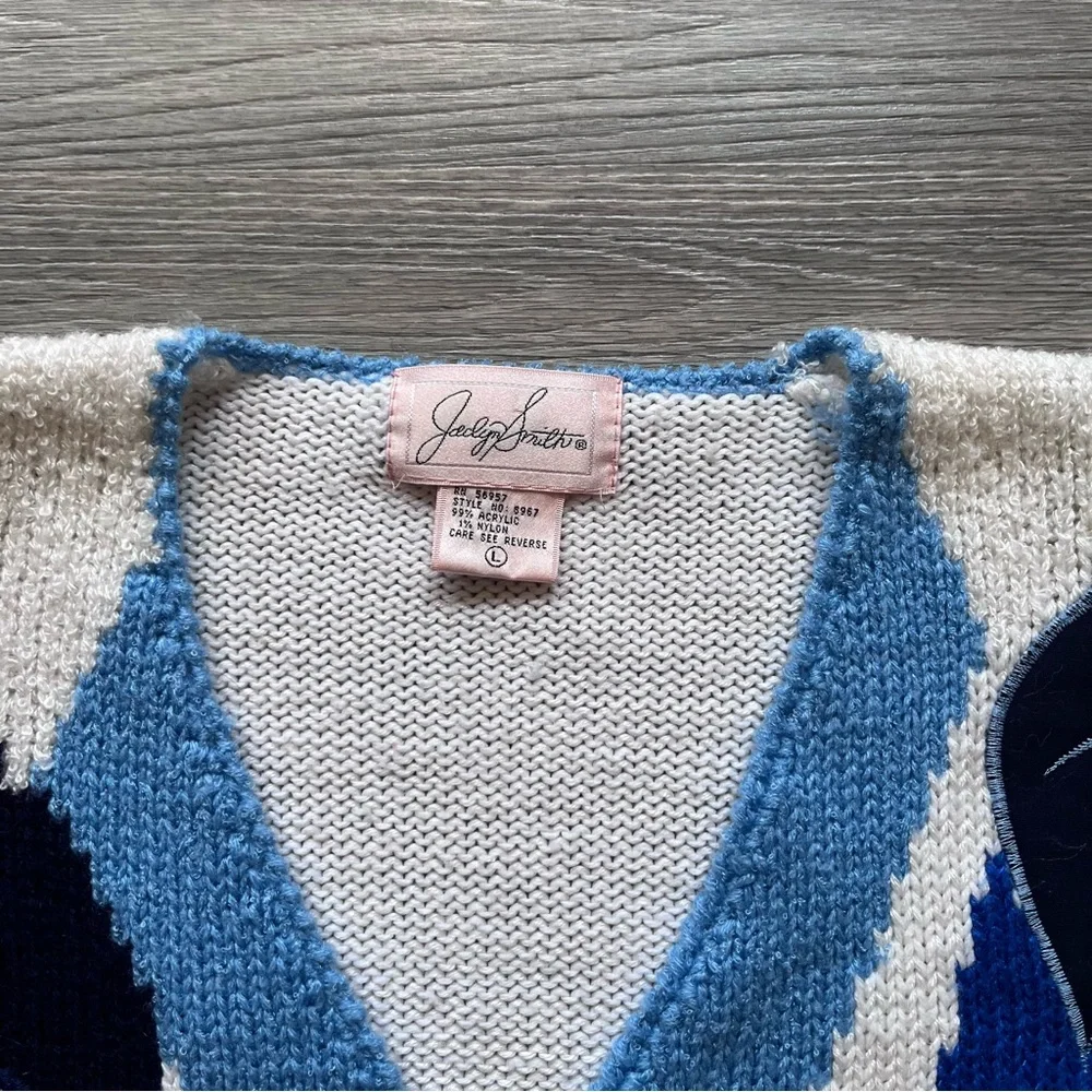 Vintage 80’s Floral Sweater White & Blue Appliqué - Picture 3 of 4